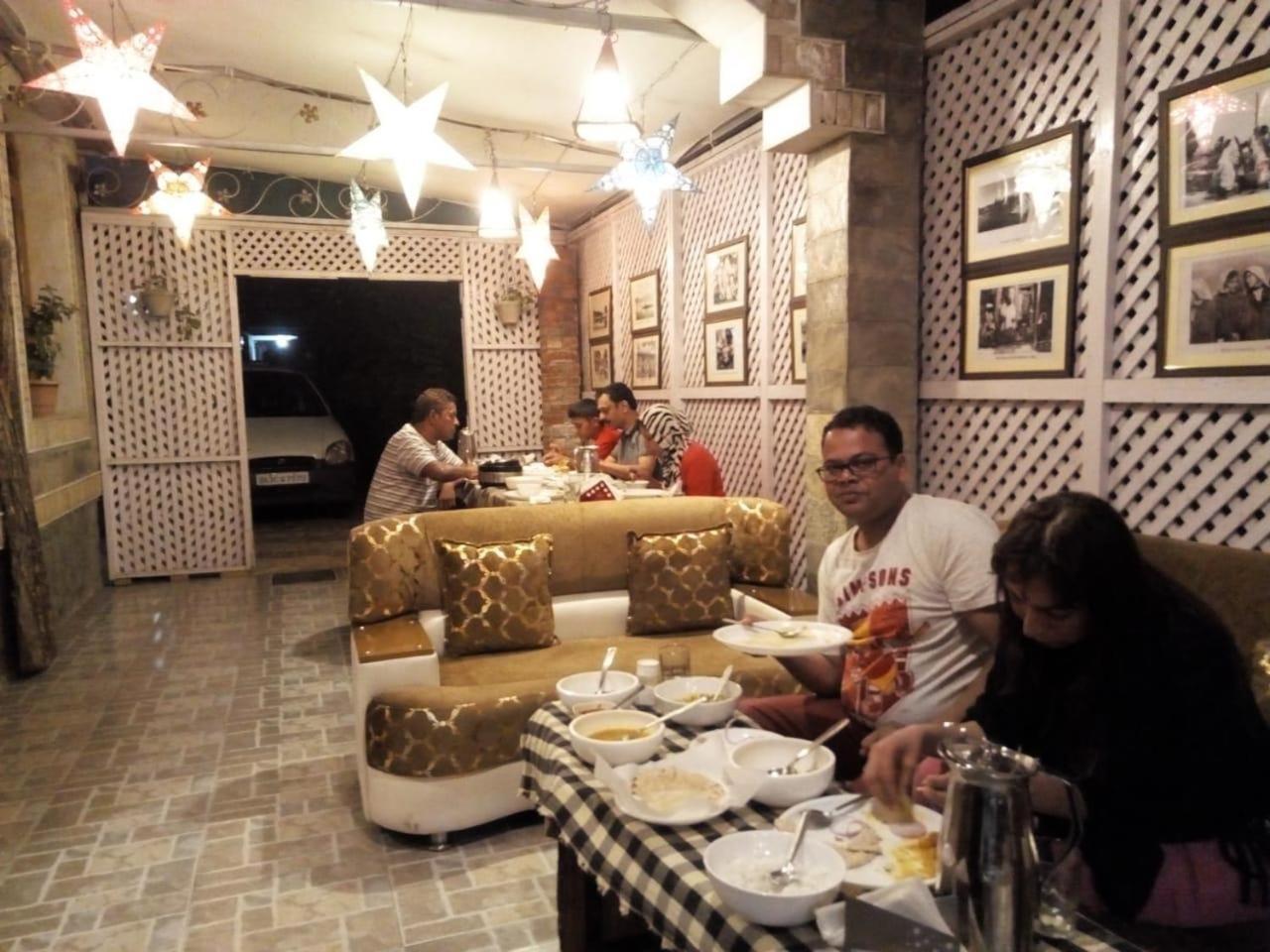 Srinagar Group Of Hotels מראה חיצוני תמונה